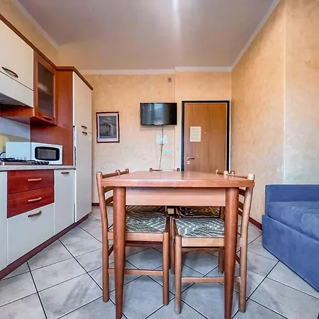 In San Michele Al Tagliamento 45668 דירה ביביונה